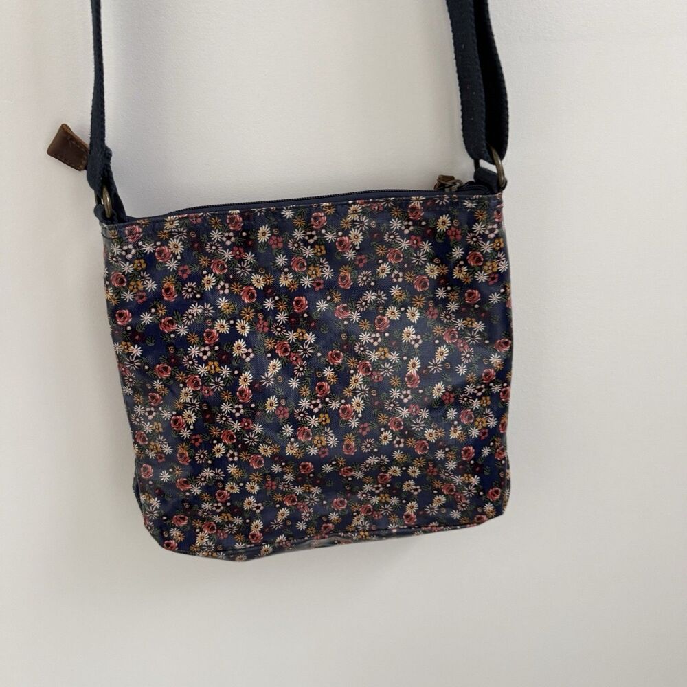 Fat Face British Canvas Crossbody Bag Blue Tan Print Medium Cotton PVC Coating - Picture 4 of 10
